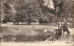 CPA Vichy La Parc Bassin Des Cygnes