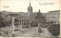 CPA Clermont Ferrand Places jaude Tramways