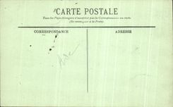 La puerta principal de CPA Bourges Palais Jacques Coeur dimensiona la camara acorazada