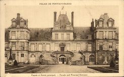 CPA Palais De Fontainebleau Frontage And Main entrance