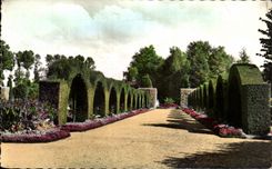 Jardin de CPA Bourges de las arcadas cercanas de Fichaux