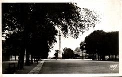 CPA Nantes the Course St Plerre and the Column Louis XVI