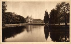 CPA Castle of Chantilly Seen of the Park