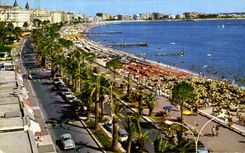 CPSM Cannes the Small cross and the Beach