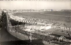 CPA Sables d'Olonne the Beach and the embankment