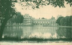 CPA Pont De Fontainebleau the pond Of Carps
