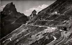 CPA Valley D' Ossau the Peak of Ossau And the train of Artouste
