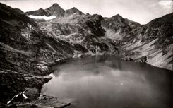 CPA Valley D' Ossau the Lake Artouste and the peak of Arremoult