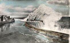 CPA Dieppe el mar un espectaculo hermoso tiene Maree lleno