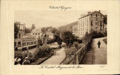 CPA Chatel Guyon la casa de senorio de Regina y el parque