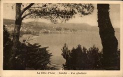CPA La Cote D'Azur Bandol Vue generale