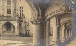 CPA Pierrefonds Le Chateau Galerie et escalier d'honneur