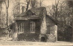 CPA Versailles Hameau de Marie Antoinette Le Boutoir