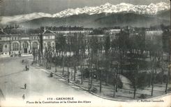 CPA Grenoble Places Constitution and the Alpine range