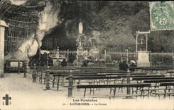 CPA the Pyrenees Lourdes the Cave