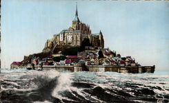 CPSM Mont Saint Michel has High tide