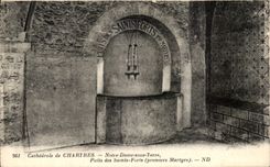 CPA Cathedral of Chartres Notre Dame Under Ground well of the Saints Strong first martyrs