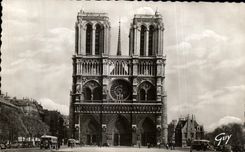 CPSM Paris Notre Dame y el cuadrado