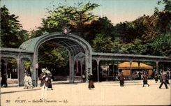 CPA Vichy Galeries Couvertes