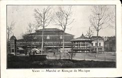 CPA Vichy Marche et Kiosque de Musique