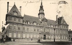 CPA Rheims Town hall