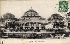 CPA Vichy Facade du Casino