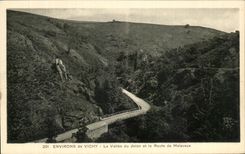 CPA Environs de Vichy La Vallee du Jolan et la Route de Malavaux
