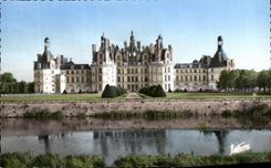CPA Le Chateau De Chambord La Facade Nord et Jardins sur le Cosson