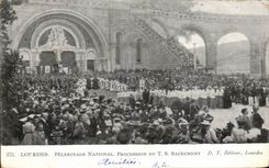 CPA Lourdes National Pilgrimage Procession of the TS Sacrement