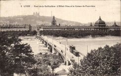 CPA Lyon Bridge of Guillotiere the Hotel God and the Slope of Fourviere Tram