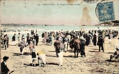 CPA Deauville La Plage a l'Heure du Bain