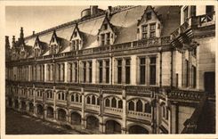 CPA Chateau De Pierrefonds Colonnade de la d'honneur