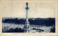CPA Bordeaux Places Quincunxes Monument of the Of Gironde ones