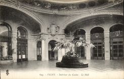 CPA Vichy Interieur du Casino Le Hall