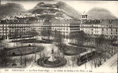CPA Grenoble the Place Victor Hugo Statue of Berlioz and Forts