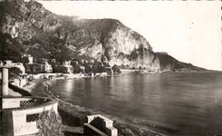 CPA Beaulieu On Sea the Russet-red Beach and Cape