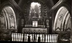 Peregrinaje interior de CPA Notre Dame de Lumieres Centers de la cripta