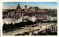 CPA La Rochelle visto hacia el reloj grande y los barcos de la catedral