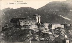 CPA Lourdes the Castle Fort