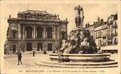 CPA Montpellier the Theater and the Fountain of the Three Graces