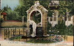 CPA Pau La Fontaine de la Vue Porteneuve Oeuvre de Gabard don de M Latapie