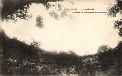 CPA Le Lot Illustre Padirac L'Orifice vu a 25 metres de profondeur