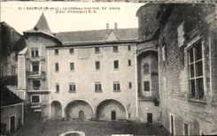 CPA Saumur le chateau