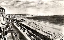 CPA La Baule the Beach and I' Esplanade
