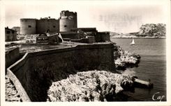 CPA Marseille Le Chateau d'If Une vue generlae du Dorjon