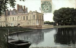 CPA Fontainebleau the Palate and the Pond with Carps