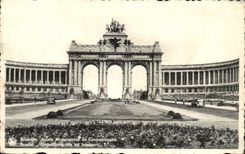 Arcada monumental de CPA <>Brussels</> del quincuagesimo aniversario