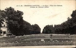 CPA Maisons Laffitte the Park Places Castle Lawn of the White Avenue
