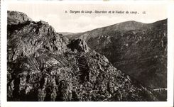 CPA Les Gorges du Loup Gourdon et le Viaduc du Loup