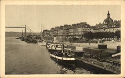 CPA Rouen the Port Palate of the Stock Exchange Boats